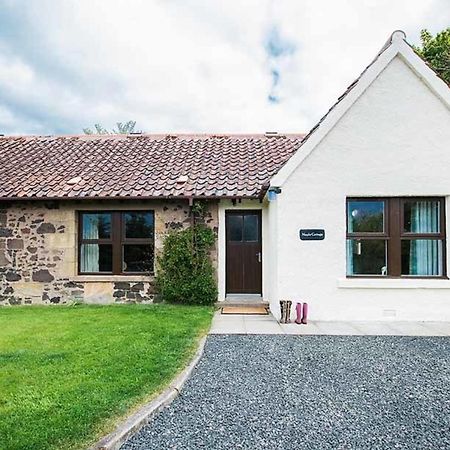Douglas Fir Lodge With Hot Tub Near Cupar Fife Luthrie Zewnętrze zdjęcie