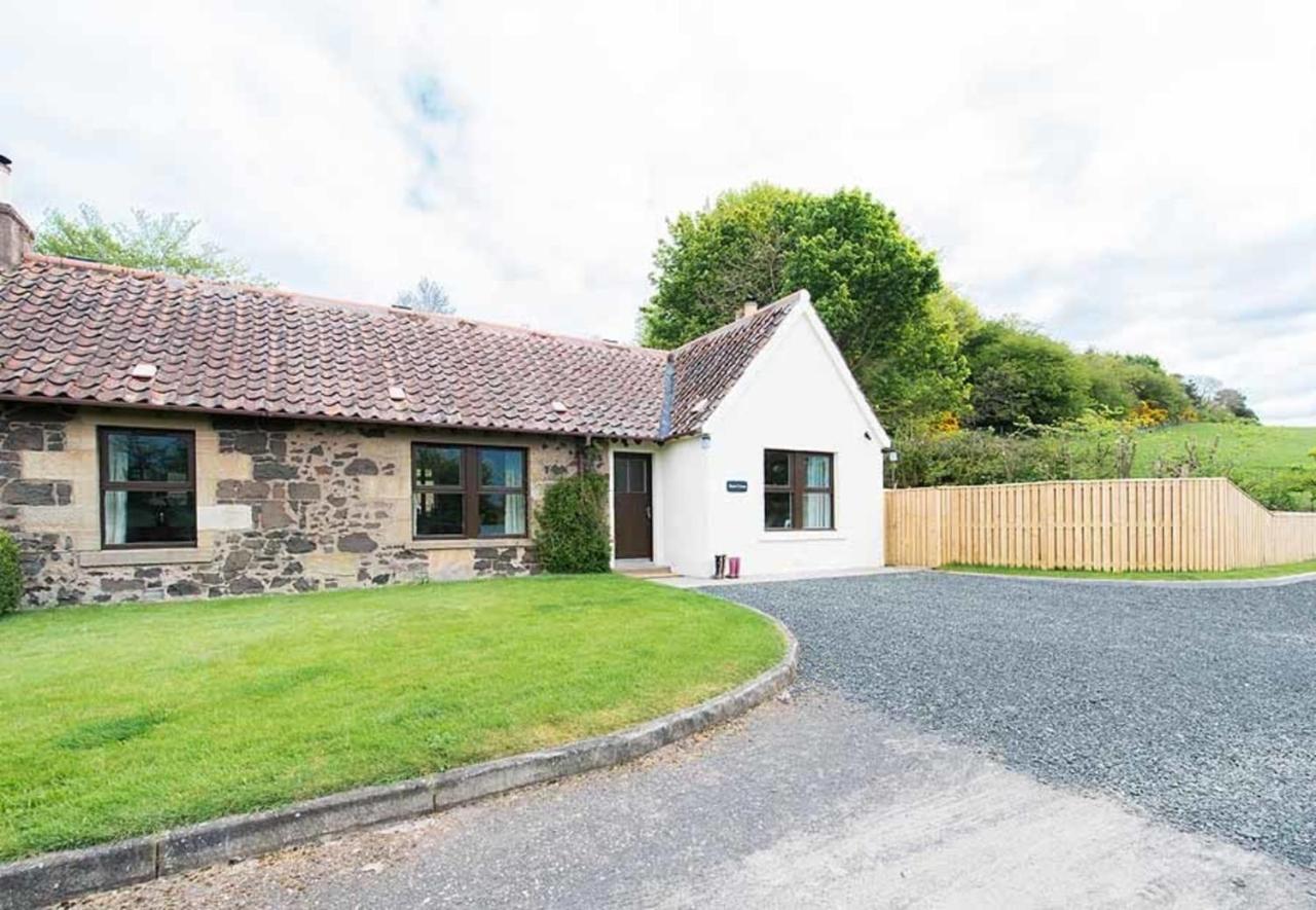 Douglas Fir Lodge With Hot Tub Near Cupar Fife Luthrie Zewnętrze zdjęcie